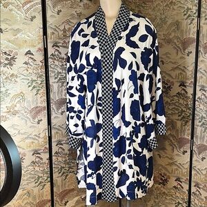 CABI BOTANICAL KIMONO STYLE TOPPER COVER UP BLUE/WHITE FLORAL PRINT SZ M/L